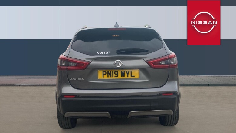 Nissan Qashqai 1.3 DiG-T 160 Tekna 5dr DCT Petrol Hatchback